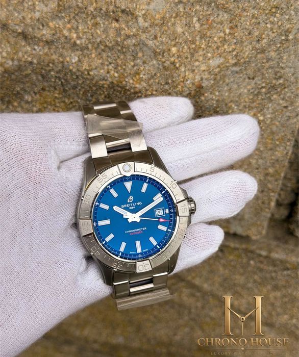 Breitling Avenger Automatic 42