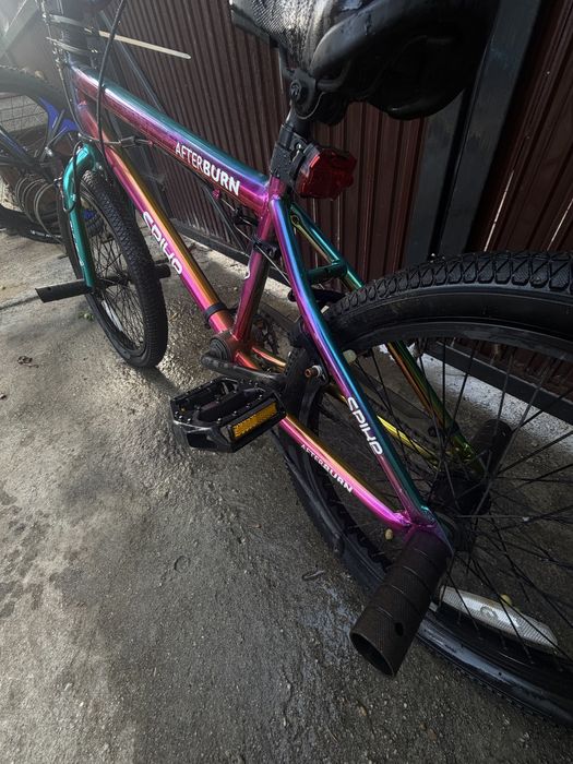 bicicleta cromata (BMX)