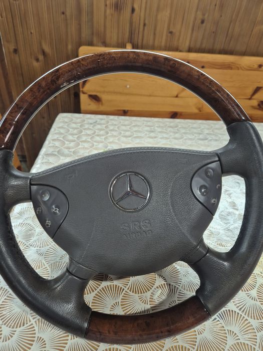 Махагонов волан за Мерцедес e klass W 211