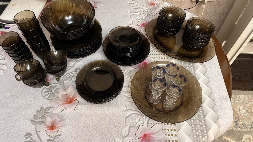 Посуда из небьющего стекла