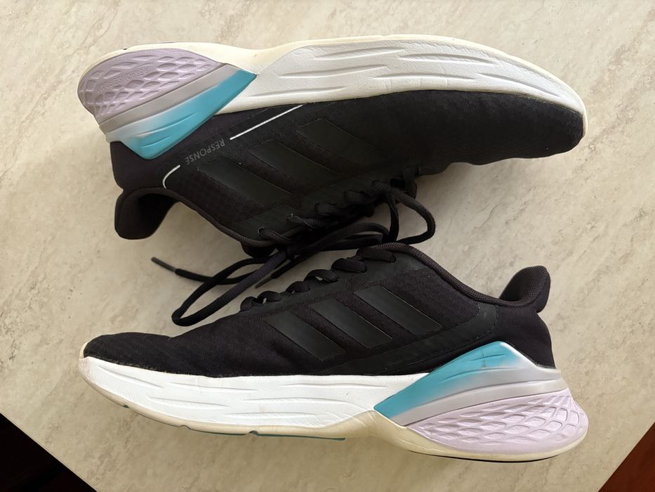 Adidas Response Foam