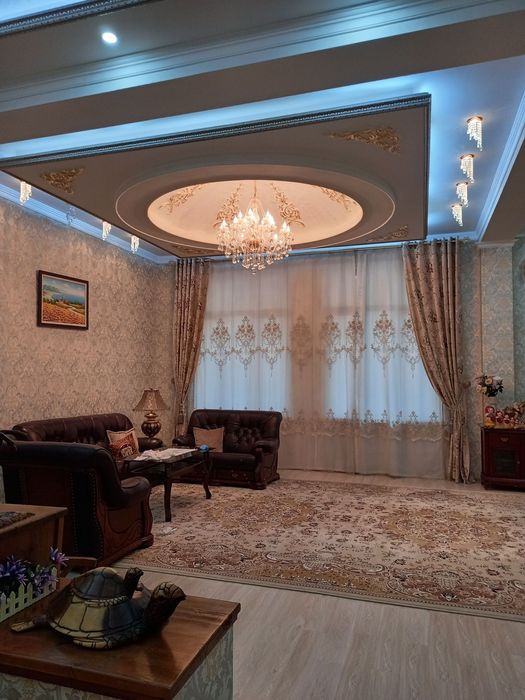 Yunusobod Registon Mahalla 6 sotix 10 ta xona