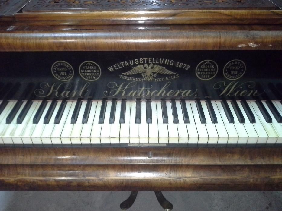 Наем на роял, рояли