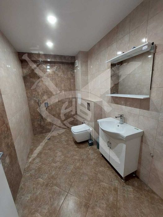 Дава се под наем Двустаен апартамент в София, Витоша - 70 кв.м за 650 € - Снимка #4