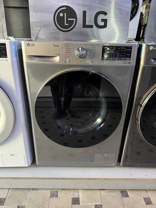 Стиральная машина с сушкой LG 9/5 кг F2V7FR2P AI DD TurboWash Steam