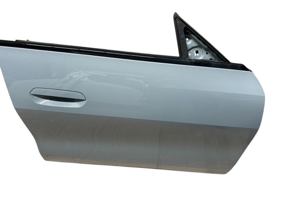 Bmw G26 Предна дясна врата.