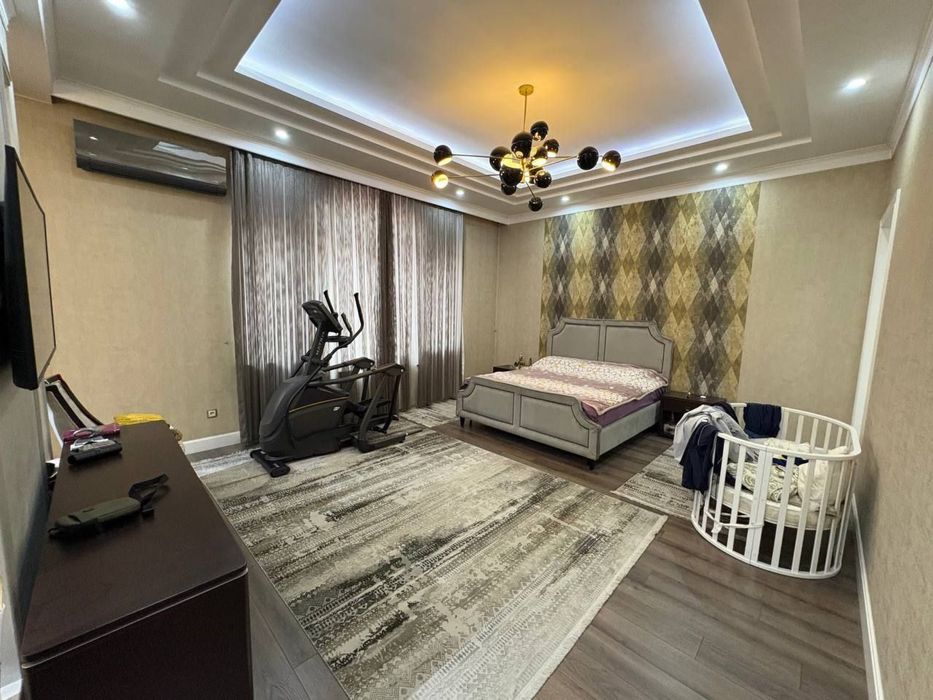 Продается 3-х уровневый дом в Алмазарском районе