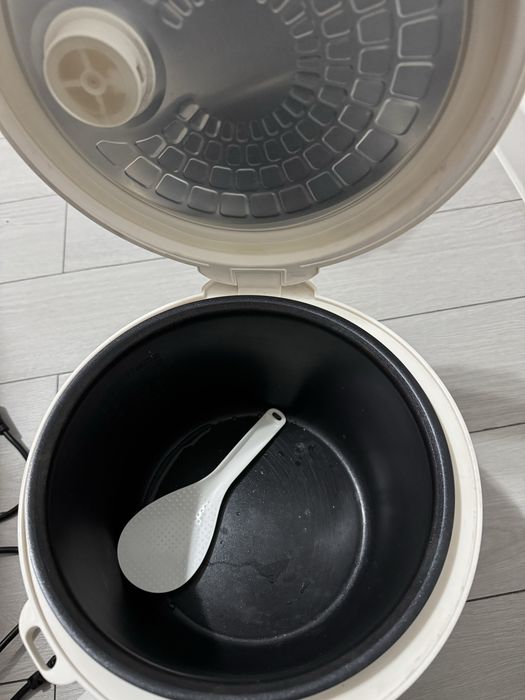Продам мультиварку