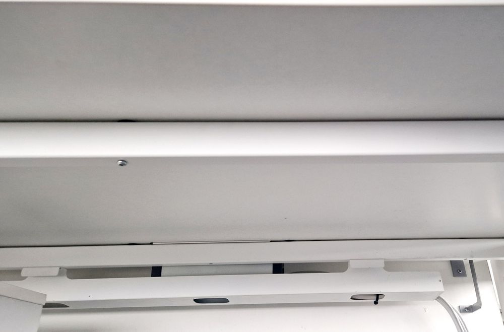 Работно бюро с контейнер