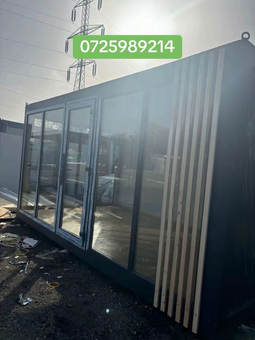 Containere premium cu terasa si scari