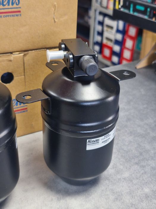 BMW E34 осушитель новый