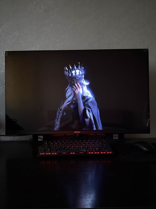 Монитор msi mag 321UPX QD-OLED