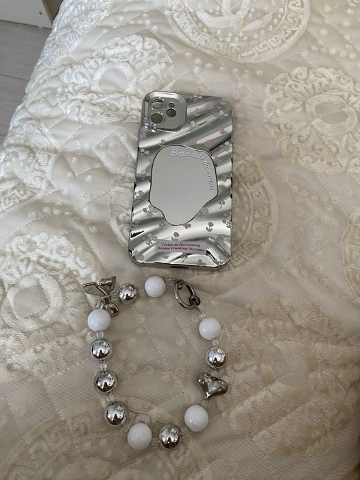 Чехол на айфон 11