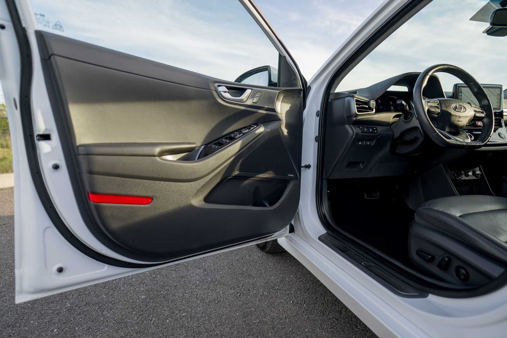 Hyundai Ioniq 2021 Trimline Prime - Electric - Automatic - 136 hp - Dotări de top