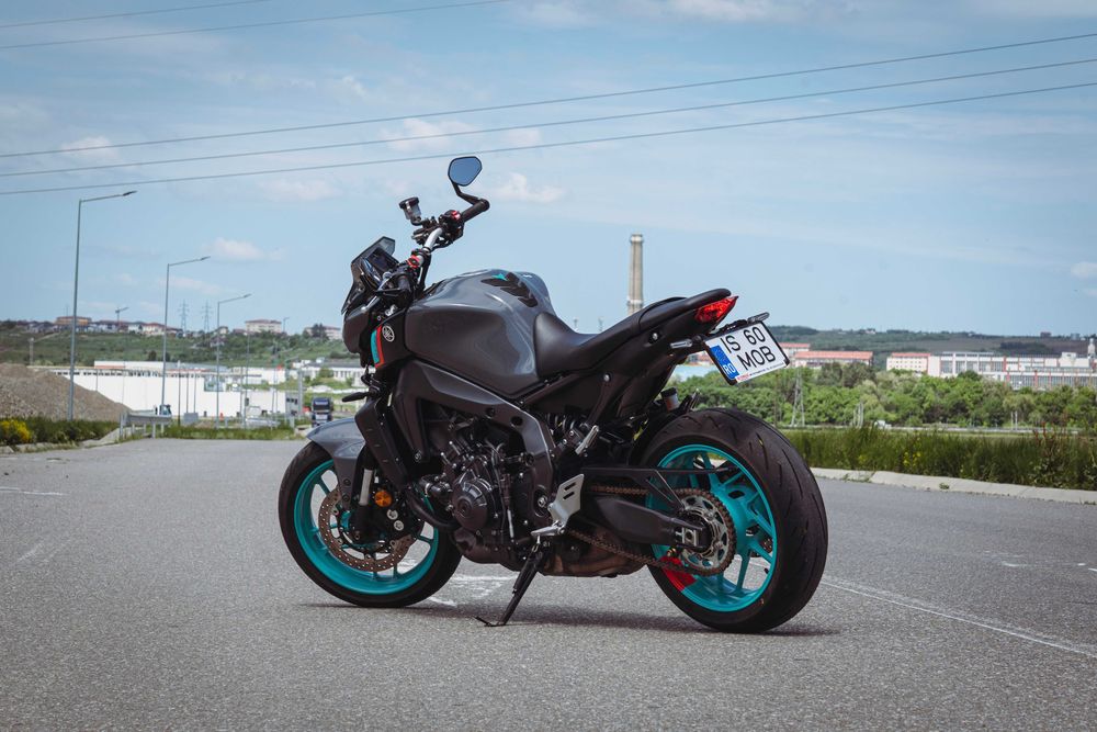 Yamaha MT-09 | 2023 | 2800 km | Ca Nouă