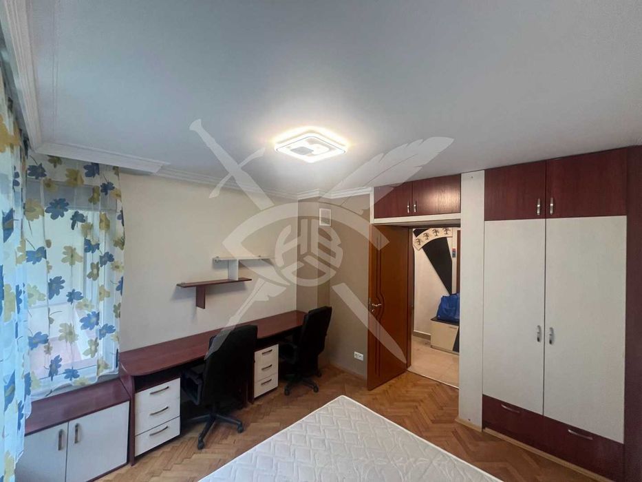 Дава се под наем Тристаен апартамент в София, Хиподрума - 95 кв.м за 747.66 € - Снимка #2