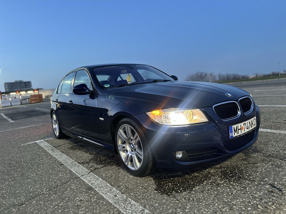 BMW E90 318D facelift