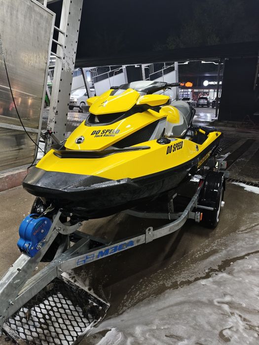 BRP Sea-Doo RXT 255