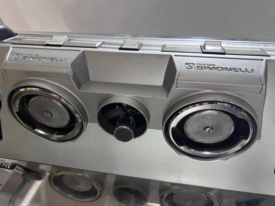 Кофемашинка Simonelli Nuava Appia II б/у