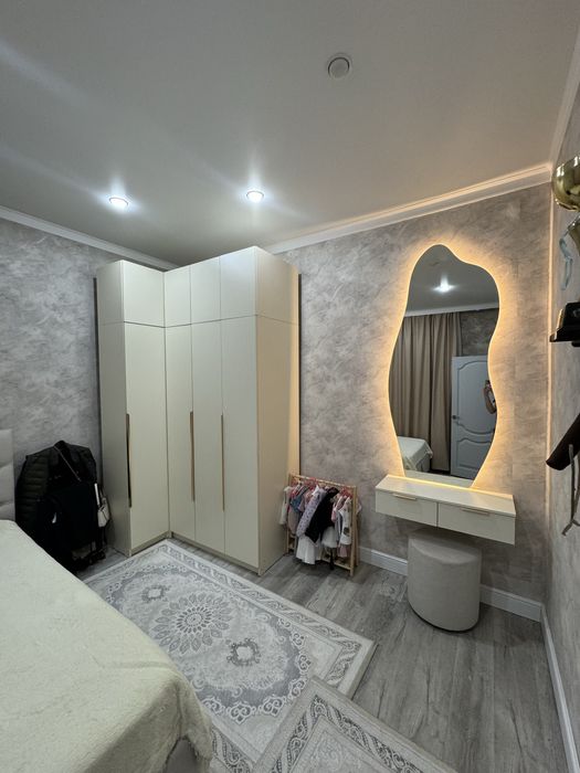 Срочно Спальный гарнитур сатылады!