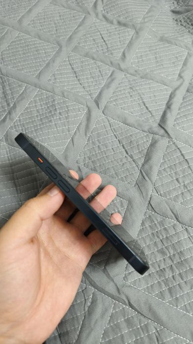 Продам Iphone 14 256gb
