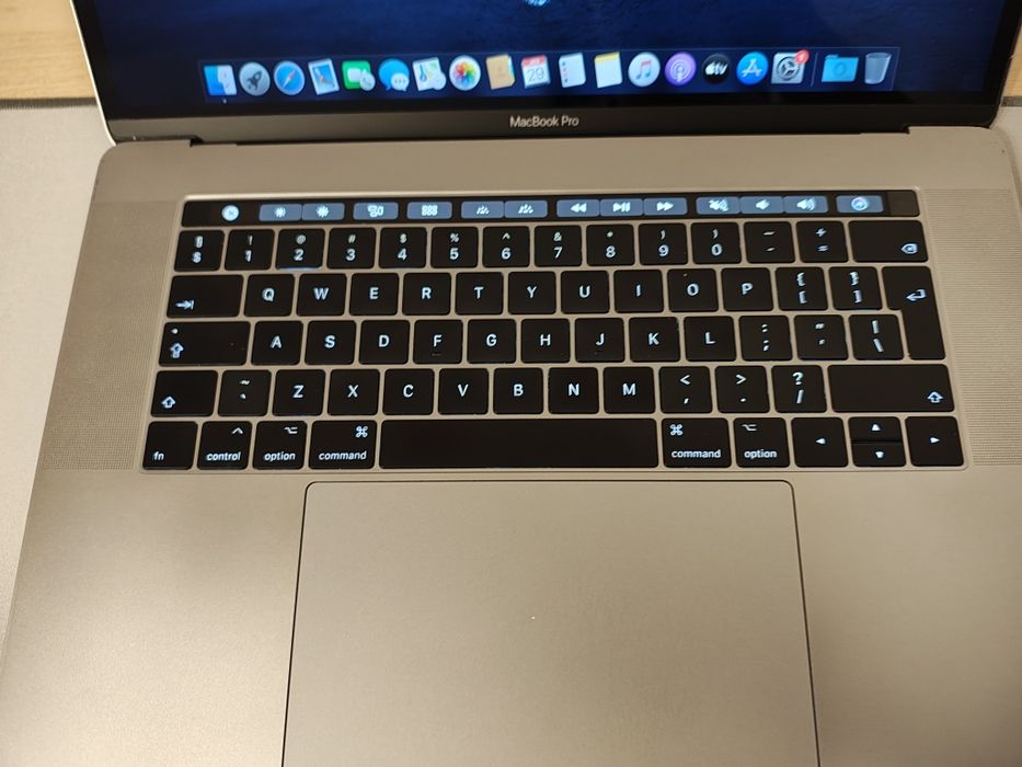 Macbook Pro 15 2017 Touchbar-i7 2,8GHz-16GB Ram