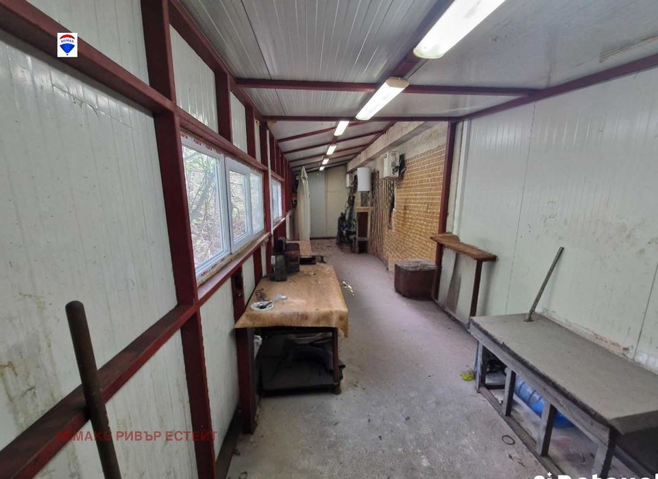 Продава се Промишлена сграда в Русе, Промишлена зона - Запад - 181 кв.м за 812 €/кв.м - Снимка #4