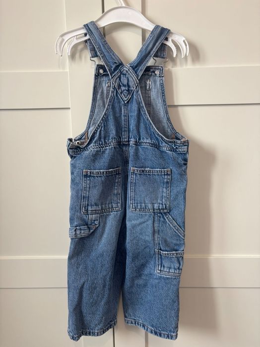 Vand Salopeta Zara marime 92 in stare foarte buna