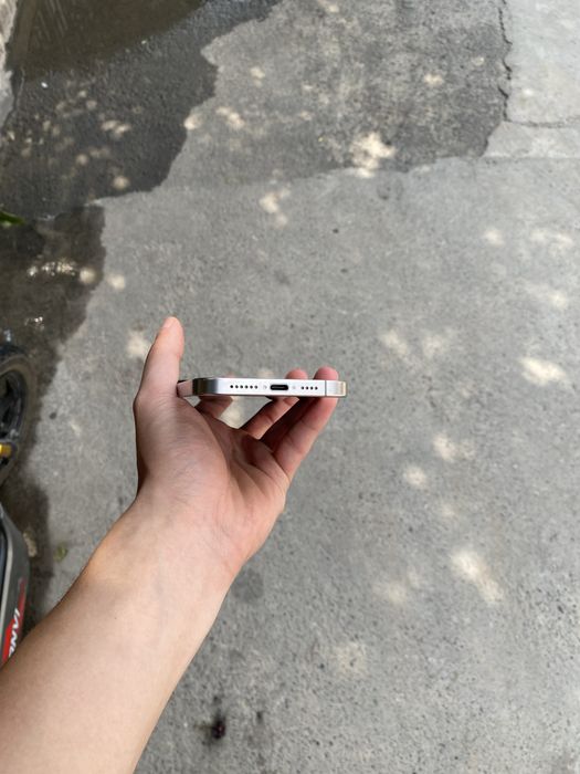 Iphone 15 pro max sotiladi
