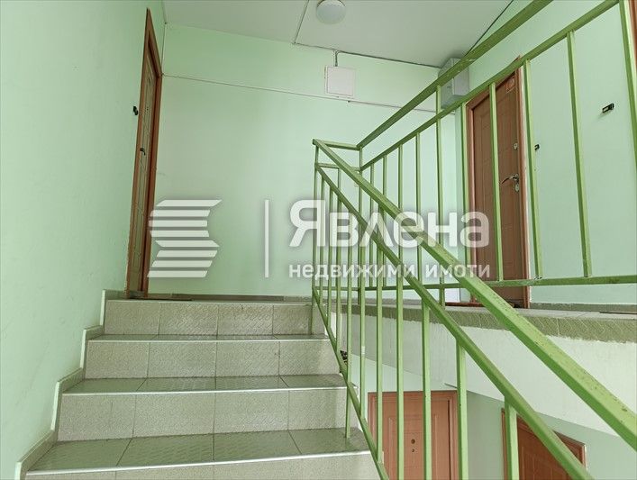 Дава се под наем Тристаен апартамент в Варна, Цветен квартал - 66 кв.м за 500 € - Снимка #9