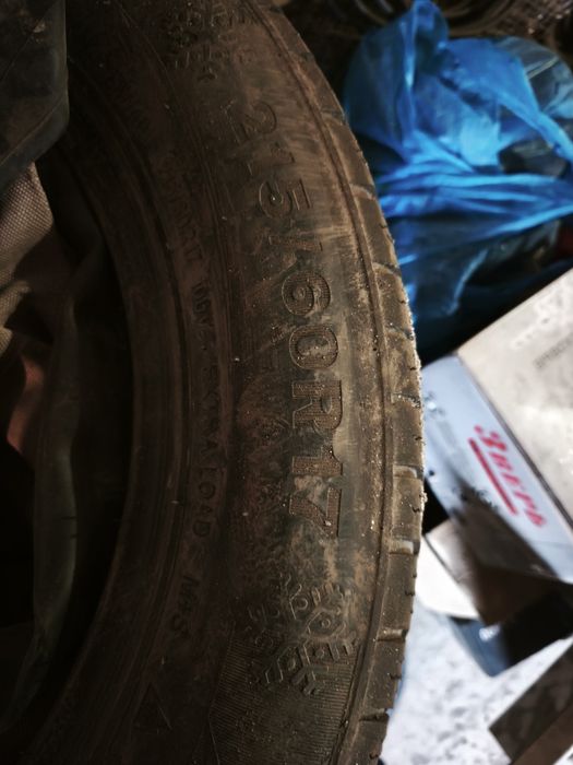 Продам шины 17 размера.