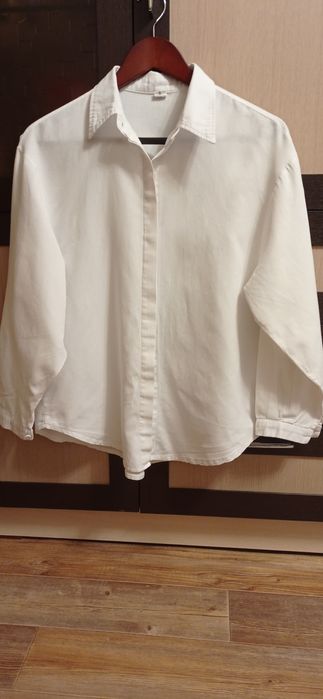 Школьная форма  пиджак юбки  брюки блузка.