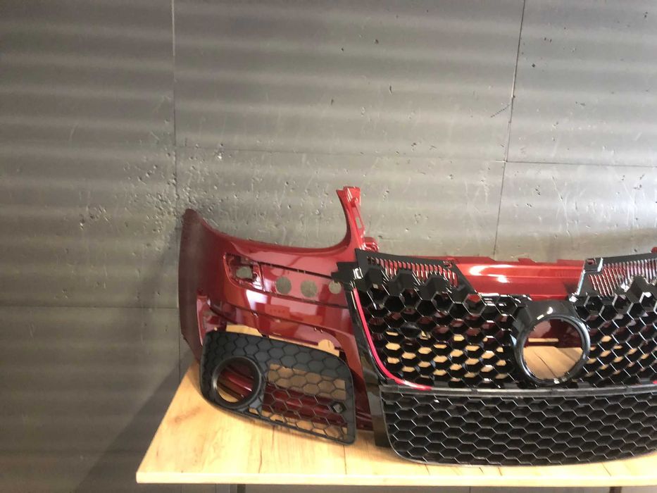 Bara Fata + Toate Grilele VW Golf 5/V GTi 2004-2008 (LA3W (Rosu))