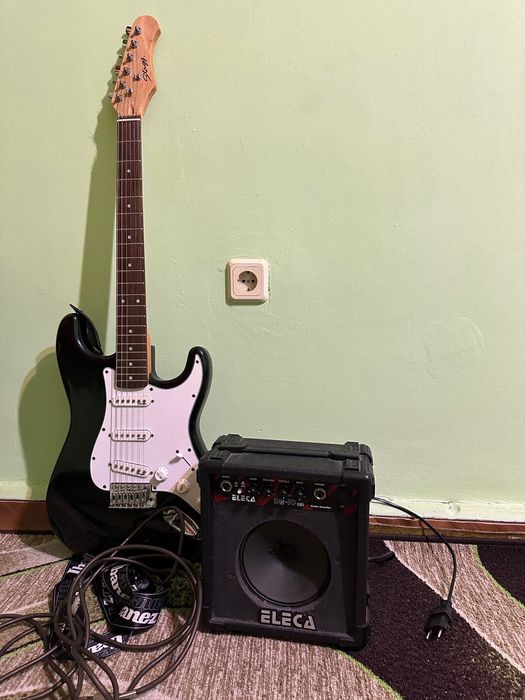 Електрическа китара + усилвател ELECA – комплект, готов за свирене