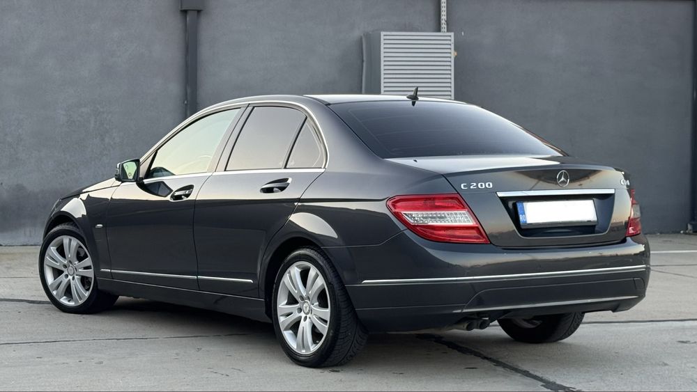 Mercedes-Benz C200 CDI Diesel 2011 Blue-Efficiency LED Avantgarde