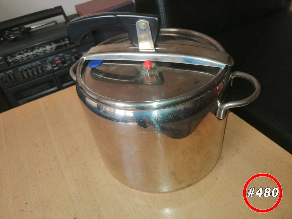 Тенджери под налягане, различни видове и вместимост