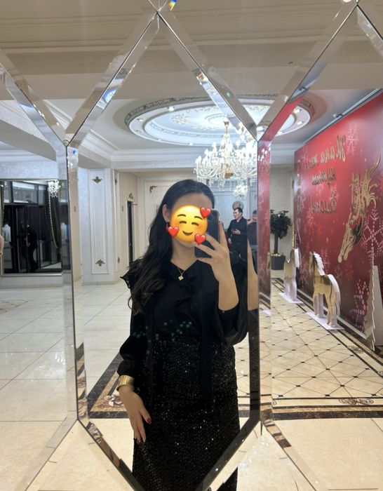 Черное юбка блузка черное