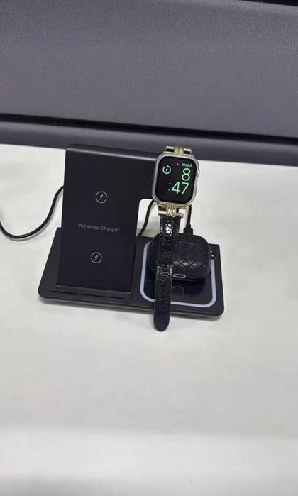 Зарядка 3 в в 1 новый