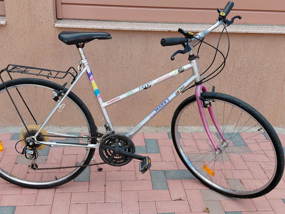 Vând bicicleta Dama.