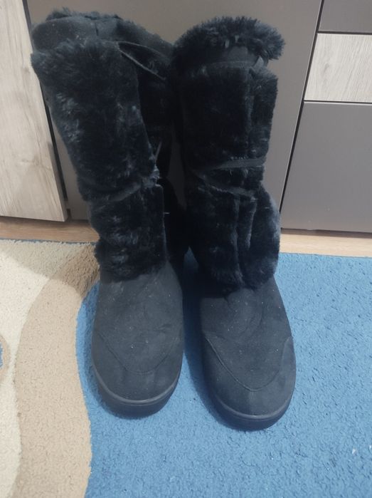 Vând cizme damă înalte