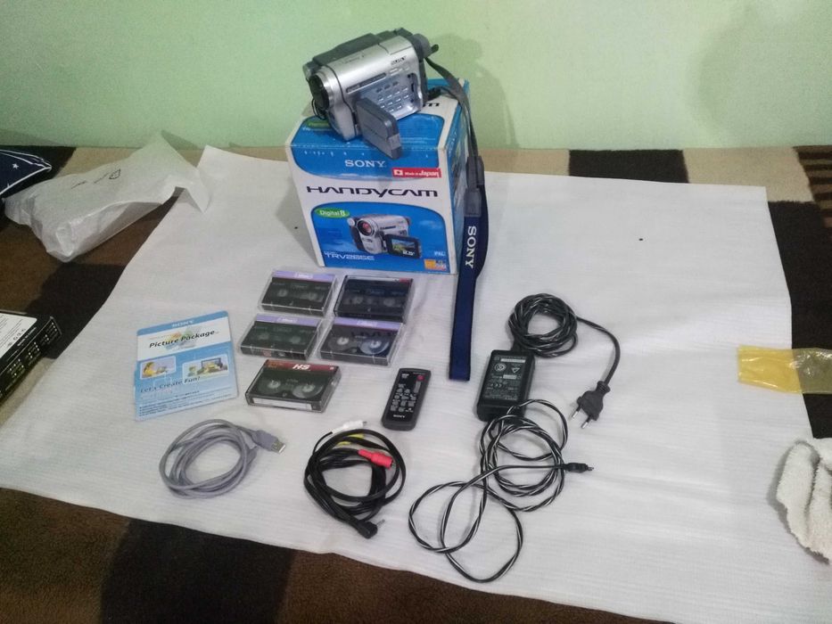 видео-камера SONY DCR-TRV 265E HANDYCAM Digital 8 и плата захвата 1394
