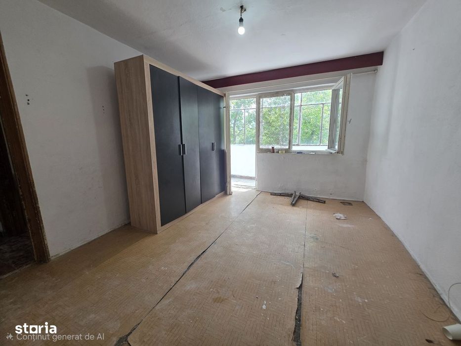 3 camere, Viziru 1 , etaj 2