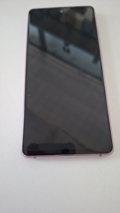 Продам телефон Samsung  S 20 FE
