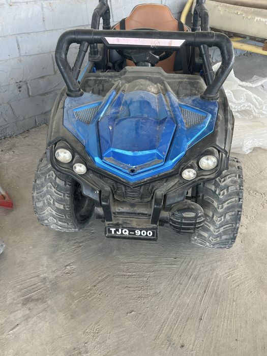 Продам детскую машину