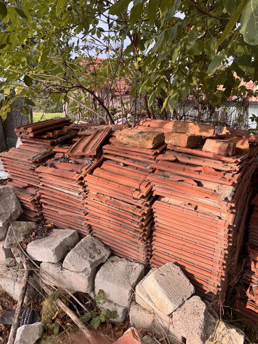 Tigla ceramica 1 leu bucata