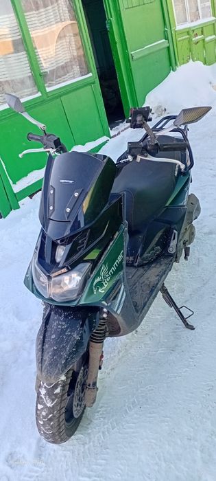 Продам скутер на ходу