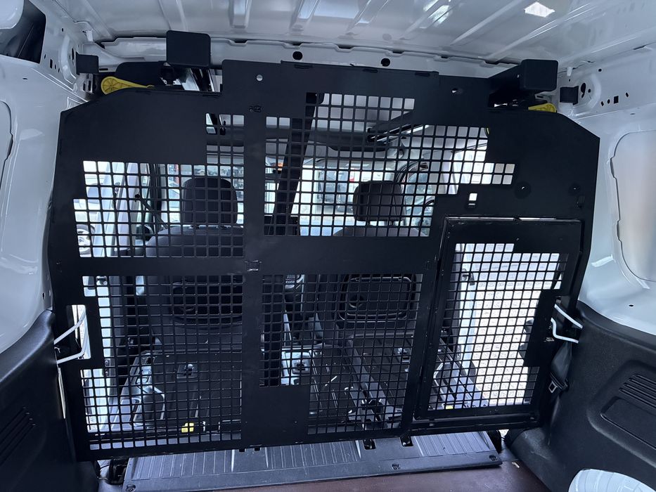 Метална преграда за Опел Комбо