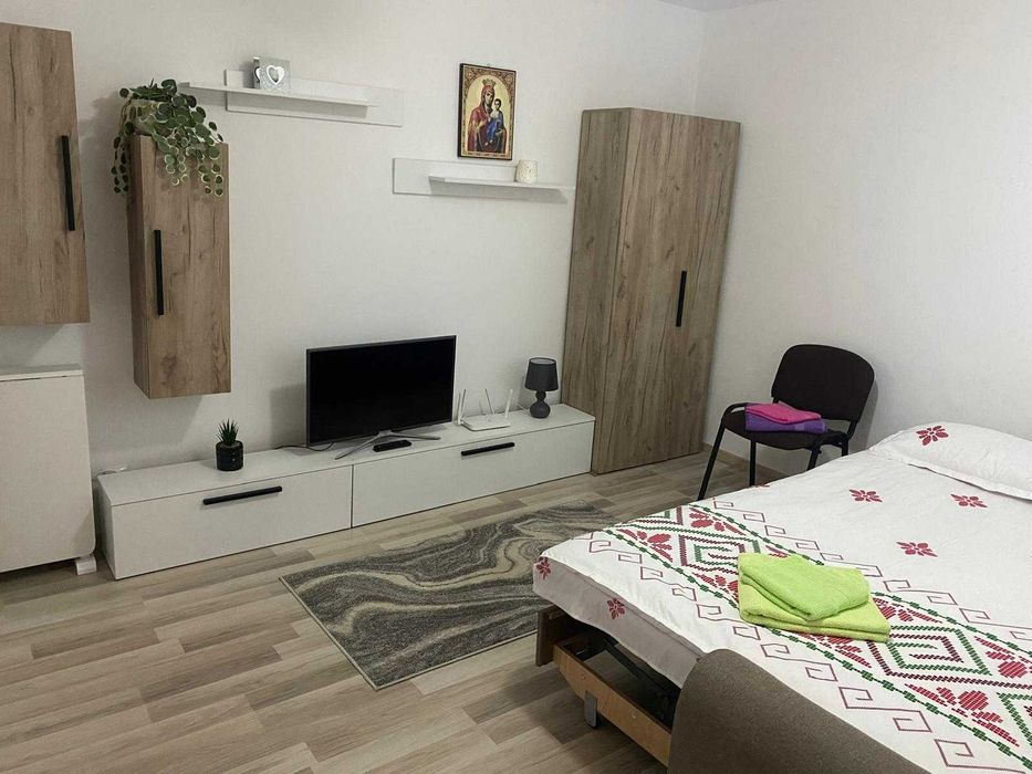 Inchiriez apartament 2 camere, Marasesti
