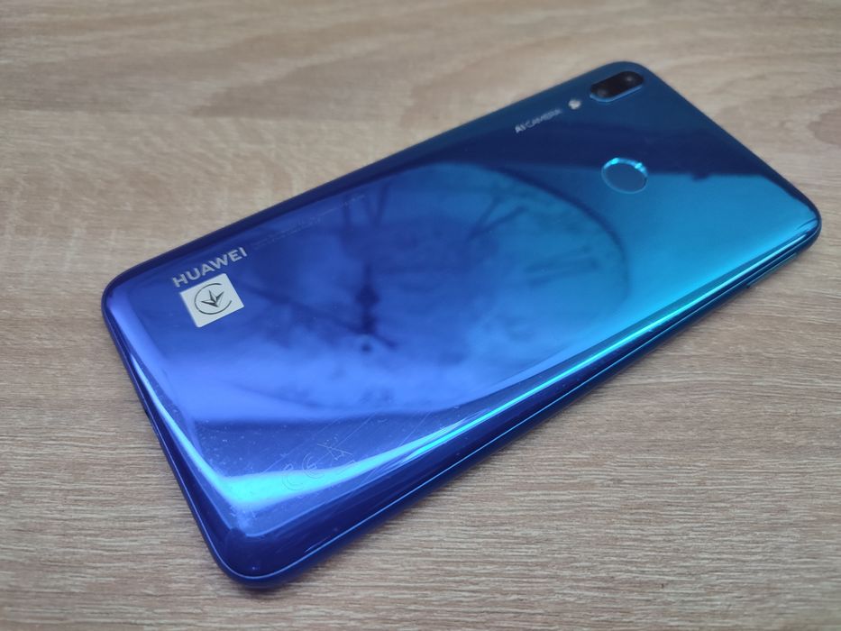 Huawei Y7 (2019) 32GB 3GB RAM Purple Blue IMPECABIL
