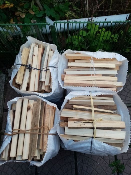 Продавам чамови подпалки - 15 лв. за един чувал